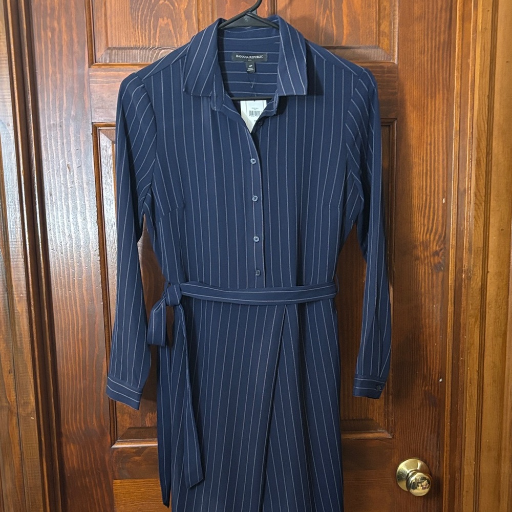 Banana Republic Navy Pinstripe Long Sleeve Dress Sz 4P NWTs